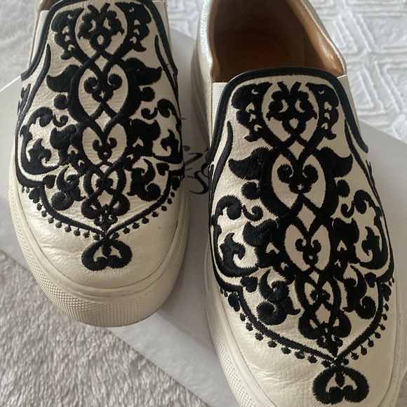 Brighton Shoes - Picture 3 of 4